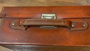 Rara custodia per fotocamera Polaroid vintage in pelle marrone - Foto 1 di 12