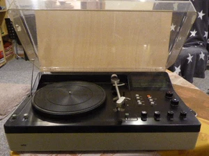 Braun Cockpit 250 SK Radio/Phonoanlage aus den 70er Jahren weiß/schwarz  - Bild 1 von 13