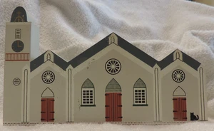 CAT'S MEOW BERMUDA LIMITED EDITION TRAVELLER SERIES ST PETER'S CHURCH LOOK - Picture 1 of 1
