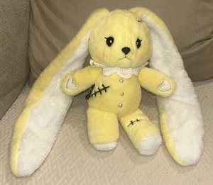 Peluche animale peluche misterioso terribile coniglio giallo timido coniglietto peluche - Foto 1 di 4