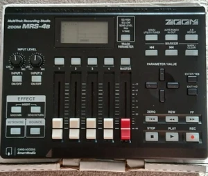 Zoom MRS-4B Portable Recording Studio + memory card FULLY WORKING - Picture 1 of 1