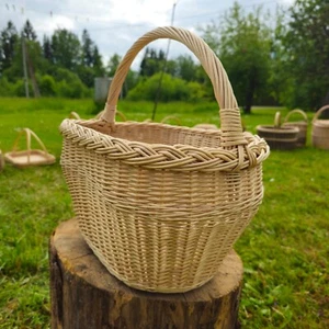 Oval Wicker Basket – Handmade Willow Market Tote for Foraging, Harvesting - Picture 1 of 3