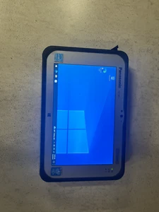 Panasonic Tough Pad FZ-M1 for parts only - Picture 1 of 3