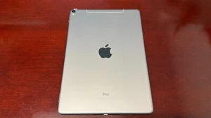 Apple iPad Pro (10.5-inch) - 256GB - Space Gray (Cell) - Screen Halo - Afbeelding 1 van 8