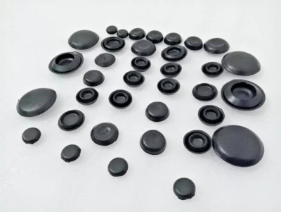 Fits SUZUKI SAMURAI 80'-95' / 28 PCS. FLOOR PAN DRAIN SET Foto 1 de 2