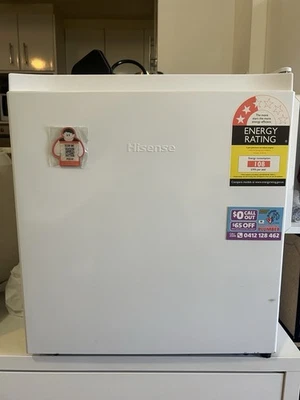 Refrigerador Hisense Foto 1 de 2