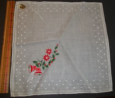 Unbenutzt Weihnachten DAMEN Taschentuch bestickt Glocken Stechpalme&Beeren SCHWEIZ - Bild 1 von 4