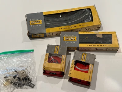 PLAYCRAFT SLOT CAR ELECTRIC HIGHWAYS SYSTEM TRACK CURVES, STRAIGHTS & CONTROLS - Image 1 of 4