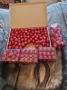 118Red Christmas Tree Baubles Shiny & Glitter NEW Some Small Some Medium - Picture 1 of 5
