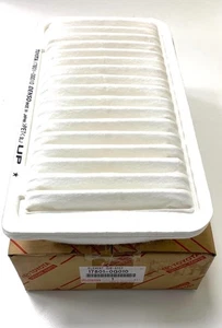 Genuine Toyota Air Filter 17801-0G010 Avensis 2.0 Diesel 2003 - 2008 - Picture 1 of 2