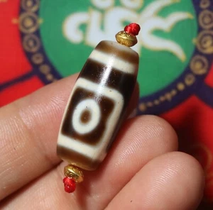 Energy Magic Tibetan Top Old Agate Ivory Color Fold Line 2 Eyed dZi Bead Totem R - Picture 1 of 10