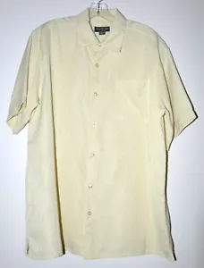 David Taylor Jacquard-Style Short Sleeve Button Down Shirt Sz Medium EUC - Picture 1 of 3