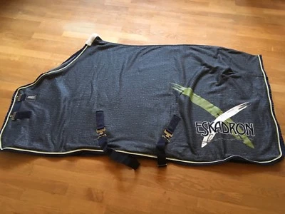 Eskadron Abschwitzdecke Next Generation Dark Lime, Gr. L - Bild 1 von 4