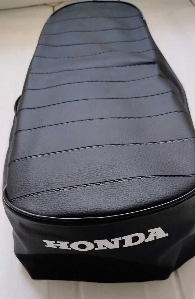 Housse de selle avec sangle  Honda CB 125 S 70/71 - Photo 1/4