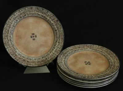 Plato de ensalada Sakura Terrain 8-1/4" (1 de 11 disponibles) SueZipkin Foto 1 de 4