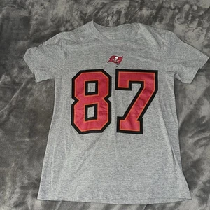 Rob Gronkowski Tampa Bay Buccaneers Nike #87 Gray T-Shirt Men's Size Small - Picture 1 of 15