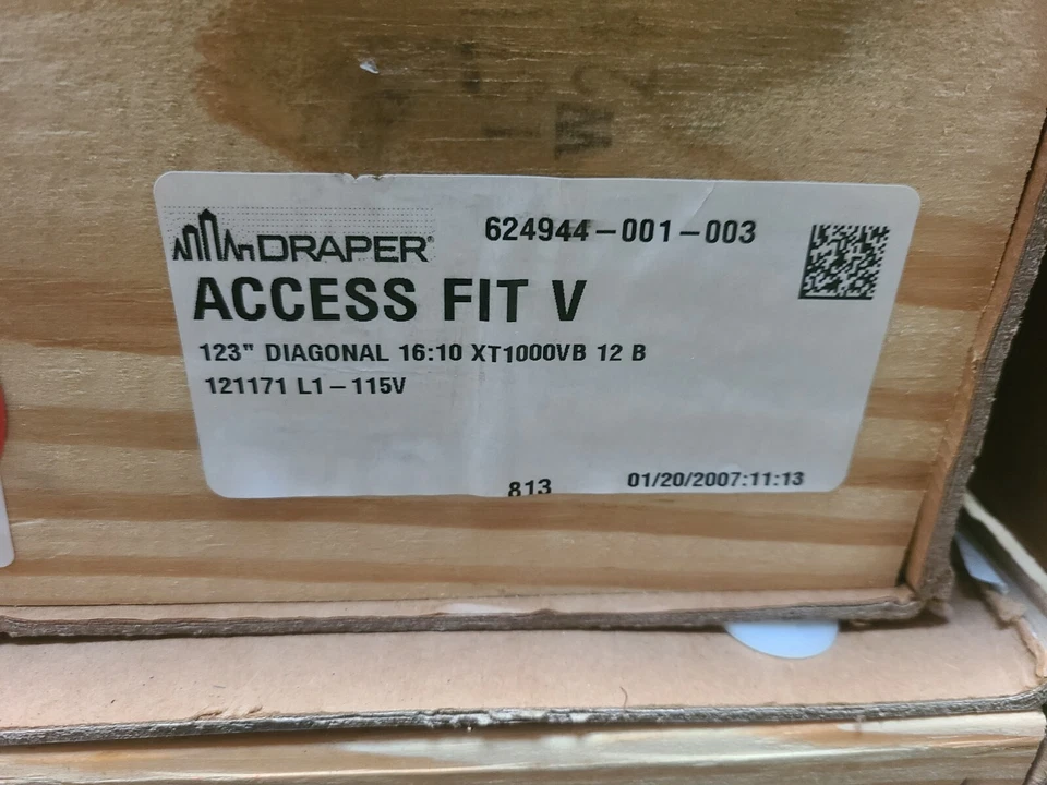 Draper Access Fit V 123" diagonal 16:10 xt1000vb 121171 l1-115v - Imagem 1 de 1