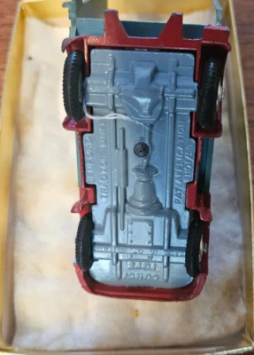 Литой грузовик винтажный Corgi Toys Bedford трактор Unit Chipperfield Circus - Изображение 1 из 4