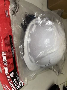 Milwaukee Full Brim Vented Hard Hat with 4 Point Ratcheting White - Picture 1 of 3