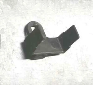 APRILIA RSV1000 R MILLE 2004 2008 04 08 RELAY BRACKET HOLDER - Picture 1 of 1