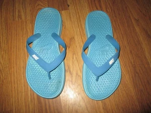 Womens NIKE flip flops Sandals shoes sz 9 - Picture 1 of 3