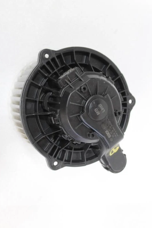 2017 HYUNDAI ELANTRA GT HEATER BLOWER MOTOR WITH FAN HATCHBACK - Image 1 of 4