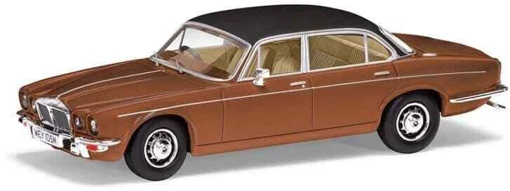 Corgi Vanguard VA13900 Daimler Double Six Series 2 Vanden Plas Caramel 1:43 - Image 1 of 1