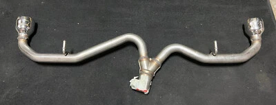 Escape deportivo Alfa Romeo 4C 2015-20 con puntas cromadas 50525578 68236484AA Foto 1 de 2