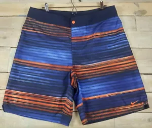 Pantaloncini da tavola NIKE 2011 a righe taglia 34 - Foto 1 di 5