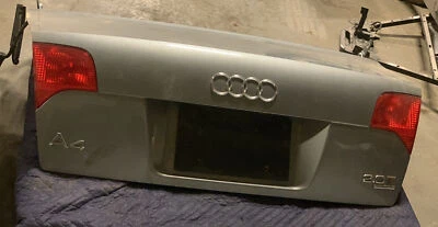 AUDI A4/s4 TRUNK 2005 2006 2007 2008 FABRICANTE DE EQUIPAMENTO ORIGINAL - Imagem 1 de 2