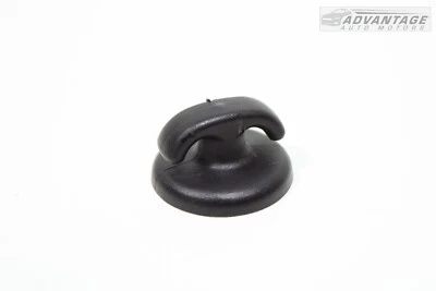 Chevrolet Equinox 2018-2021 maletero carga trasera cuarto panel gancho de amarre OEM Foto 1 de 4