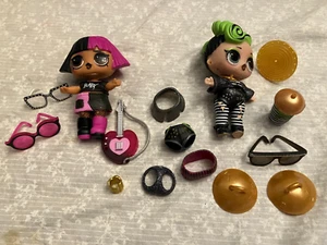 2 LOL OMG little friends dolls. Green hair in a band. Pink and black hair in - Picture 1 of 5