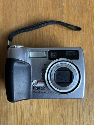 Kodak EasyShare Z730 5.0MP Digitalkamera Silber - Bild 1 von 4