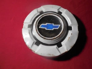 1969 - 72 Chevrolet C-10 K-10 1/2 ton dog dish hub cap nice used original GM cap - Picture 1 of 10