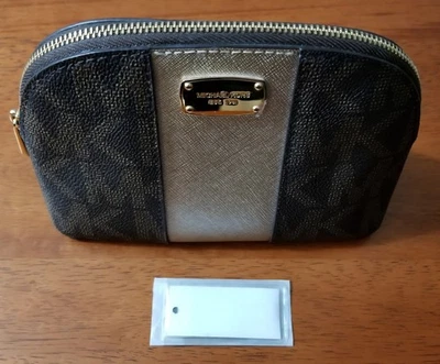 Bolsa de cosméticos Michael Kors Foto 1 de 4