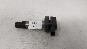 2003-2005 Jaguar S-type Ignition Coil Igniter Pack J9BN2 - Picture 1 of 6