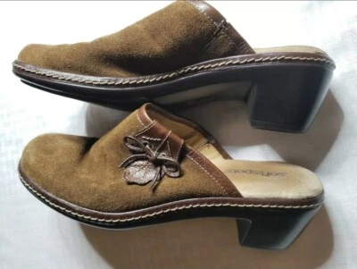 Zuecos SoftSpots de cuero gamuza marrón sin cordones 7710525 talla 8 M Foto 1 de 4
