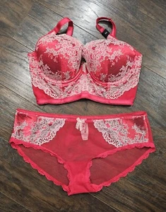 Sujetador Demi forrado de Victoria's Secret 36C y bragas hipkini rojo grande con encaje blanco - Imagen 1 de 14
