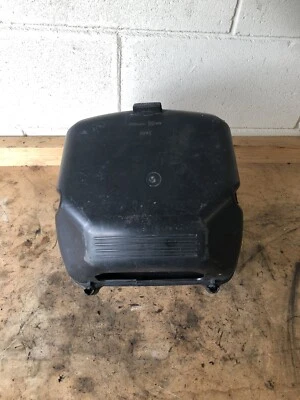 05-09 Suzuki SV650 SV650S 2005 OEM caja de aire caja de aire admisión respirador conjunto Foto 1 de 4