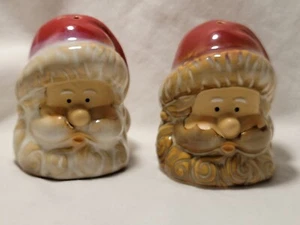 Rustic Ceramic Santa Claus Busts/Heads Salt and Pepper Shakers Christmas Theme - Picture 1 of 11