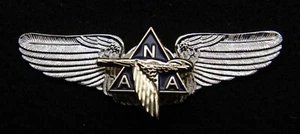 NAA NORTH AMERICAN AVIATION WING LAPEL PIN UP PILOT CREW FIGHT ATTENTANT GIFT - Picture 1 of 6