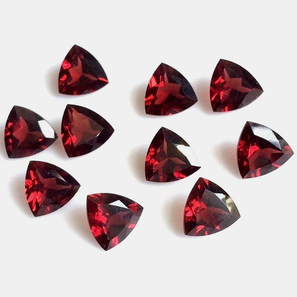 Wholesale Lot 6mm Trillion Cut Natural Mozambique Garnet Loose Calibrated Gems - Image 1 of 4