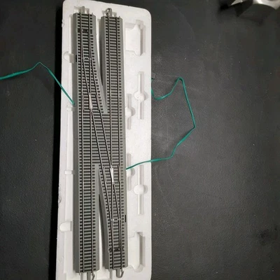 BACHMANN 44575 E-Z TRACK HO #6 CROSSOVER SWITCH tren BAC44576 Foto 1 de 4