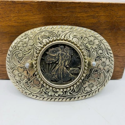 Hebilla de cinturón de peltre medio dólar Walking Liberty años 70 vintage Foto 1 de 4