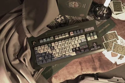 Middle-Earth Map (Lord of the Rings)| Cherry Profile | PBT Keycap Set - Image 1 of 4