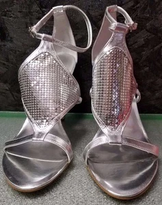 Nine West Open Toe Slingback in 2 Farben, Silber & Gold, Größe 7M, Neu mit Karton - Bild 1 von 24