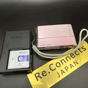 SONY Cyber-shot DSC-T70 Pink 8.1MP 3x Zoom Digital Camera JAPAN 【Near MINT - 】 - Picture 1 of 16