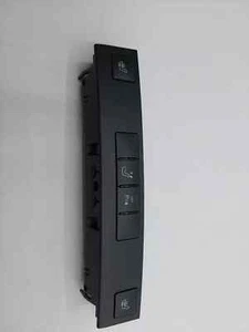 Mercedes-Benz Sitzheizung Steuerung A21282002610 - Bild 1 von 3