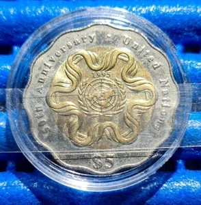 1995 Singapore 50th Anniversary of United Nations $5 Commemorative Coin - Picture 1 of 2