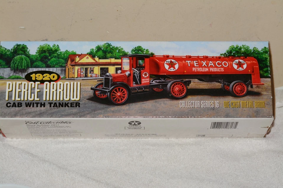Игрушечные грузовики. Литая под давлением металлическая банка 1920 Texaco Pierce Arrow Cab with Tanker - Изображение 1 из 4